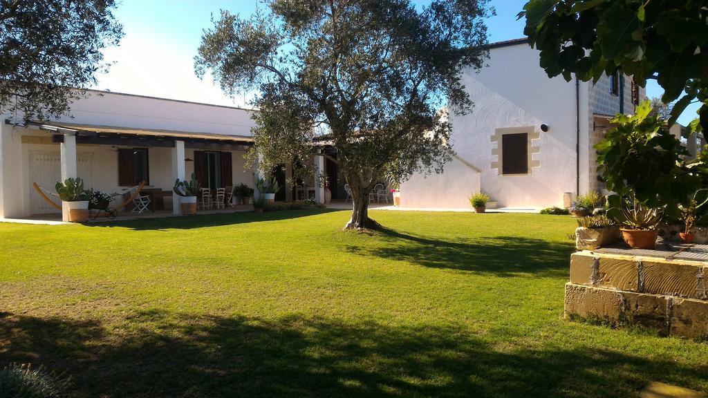 Masseria Vignenove Uggiano La Chiesa Dış mekan fotoğraf